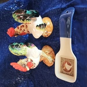 3 piece of Chicken Figurine and Chicken Spoon Rester